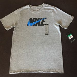 Boys Nike DRI-FIT gray/black/blue XL T-shirt NWT
